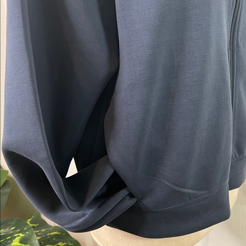 All In Motion - Women's Airy Sleek Full Zip Jacket Size M - Picture 6 of 12